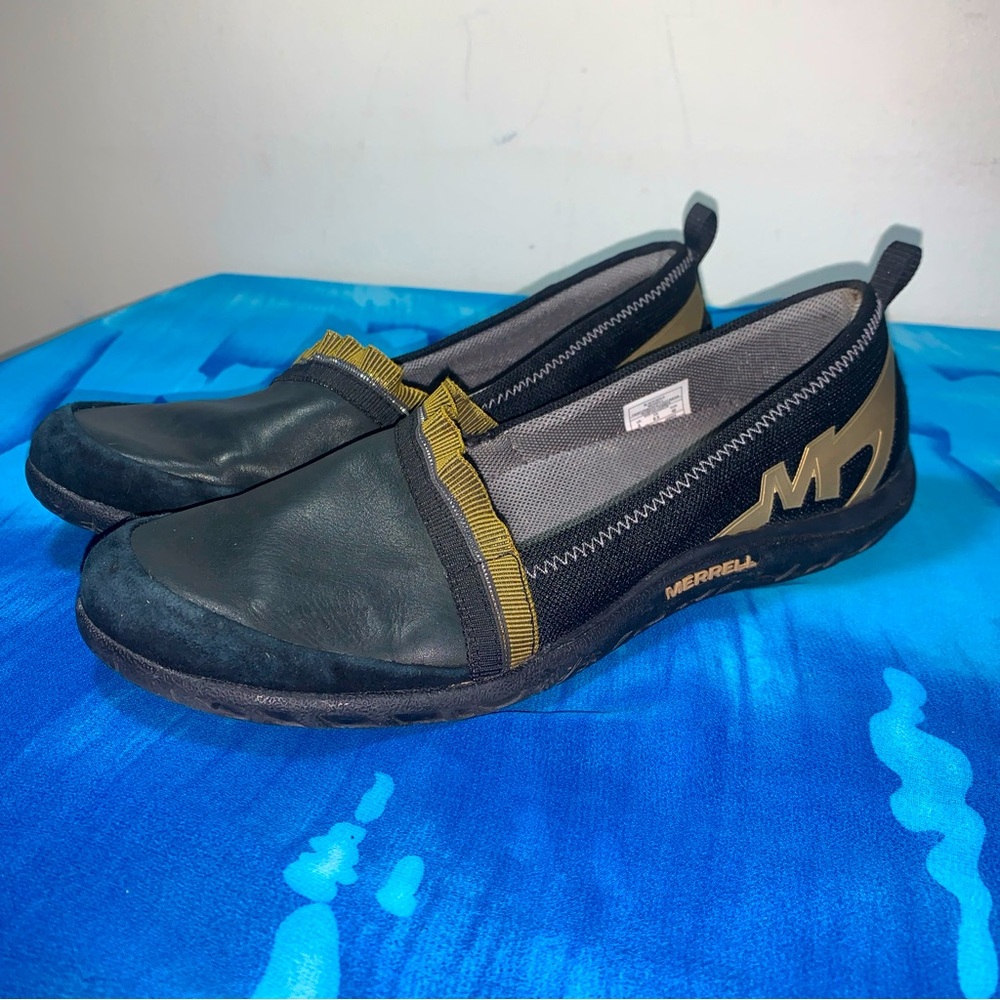 Merrell Women's Enlighten Awake Slip-On Flat Black Gold Sz 9
